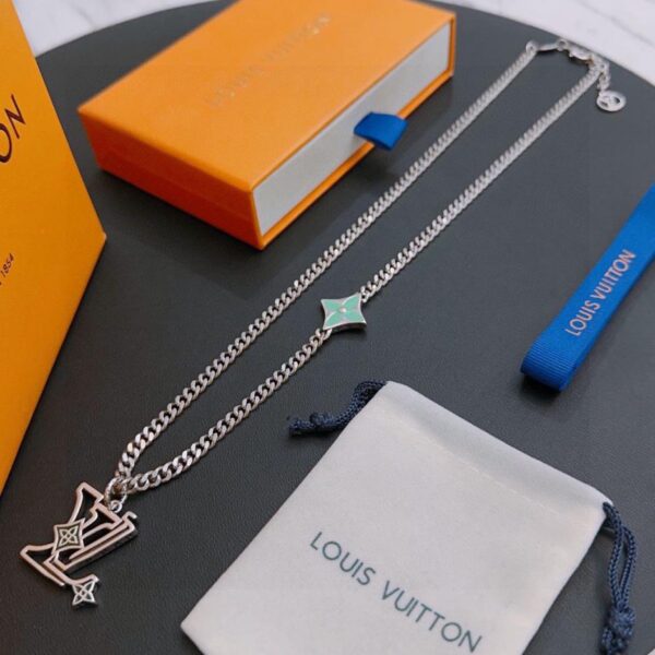 replica,repliche,fake,1:1,earrings,bracelet,ring,jewelry Collana Louuis Vuitton RW contatore nuovo modello di coppia stile (2417)