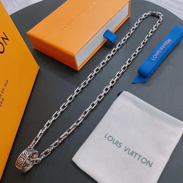 replica,repliche,fake,1:1,earrings,bracelet,ring,jewelry Collana Louuis Vuitton RW contatore nuovo modello di coppia stile (3200)