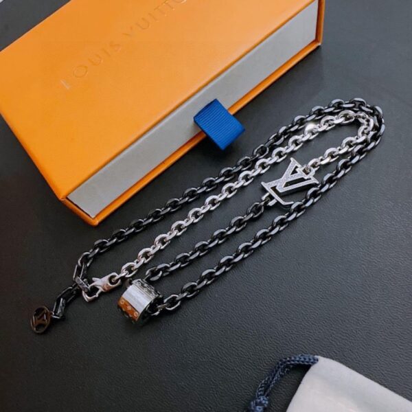 replica,repliche,fake,1:1,earrings,bracelet,ring,jewelry Collana Louuis Vuitton RW contatore nuovo modello di coppia stile (5600)