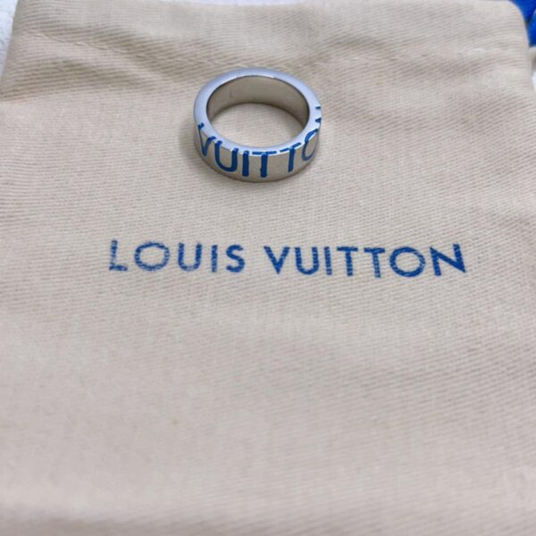 replica,repliche,fake,1:1,earrings,bracelet,ring,jewelry Anello in argento con logo stampato a lettere blu Louuis Vuitton (AA59)