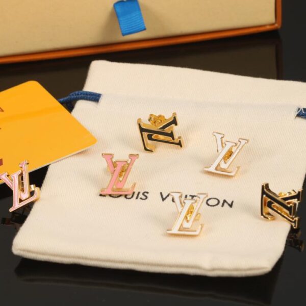replica,repliche,fake,1:1,earrings,bracelet,ring,jewelry Orecchini a bottone con lettere a goccia di olio Louuis Vuitton (C687)