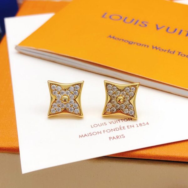 replica,repliche,fake,1:1,earrings,bracelet,ring,jewelry Ultimi orecchini per presbiopia con motivo a diamanti di Louuis Vuitton (7477)