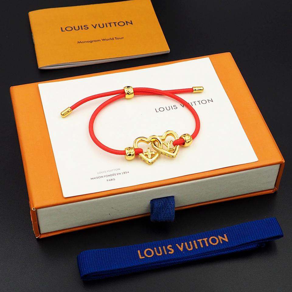 replica,repliche,fake,1:1,earrings,bracelet,ring,jewelry Bracciale Louis Vuitton My LV Love con cordino elastico (36A4) replica,repliche,fake,1:1,earrings,bracelet,ring,jewelry Bracciale Louis Vuitton My LV Love con cordino elastico (36A4)