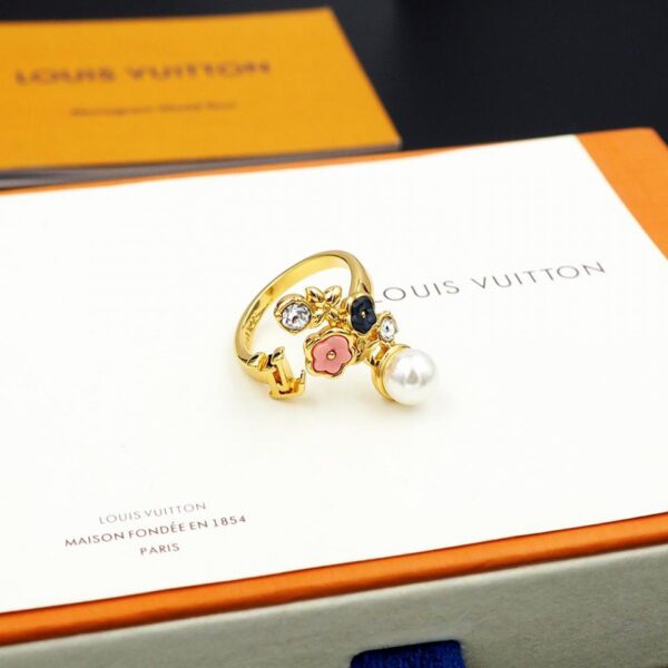 replica,repliche,fake,1:1,earrings,bracelet,ring,jewelry Anello Botanica di Louis Vuitton (1801)