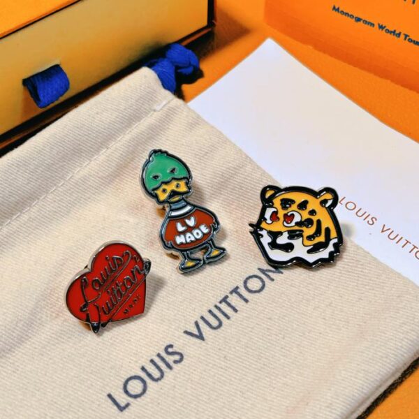Louuis Vuitton MP3232 set a tre pin (FCB9)