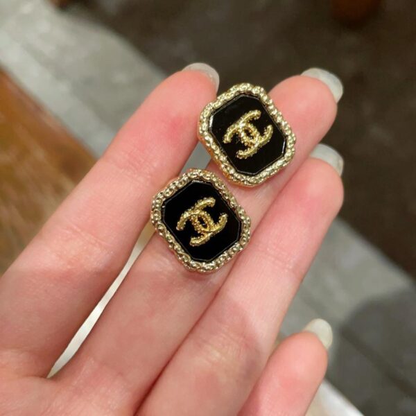 replica,repliche,fake,1:1,earrings,bracelet,ring,jewelry Orecchini Chanel di seconda mano (D277)