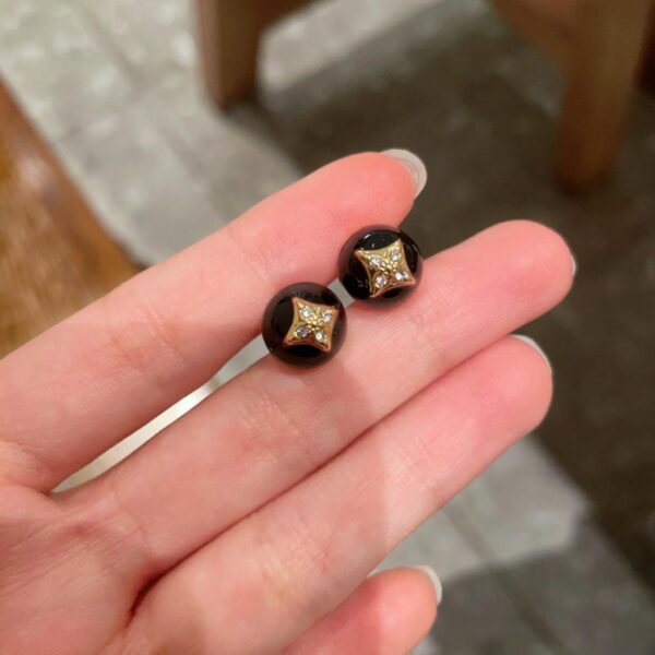 replica,repliche,fake,1:1,earrings,bracelet,ring,jewelry Orecchini Louis Vuitton (70D1)