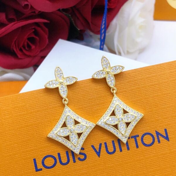 replica,repliche,fake,1:1,earrings,bracelet,ring,jewelry Louuis Vuitton ultimo pendente presbiopia rombo in oro con diamanti (0F52)