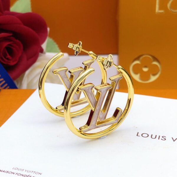 replica,repliche,fake,1:1,earrings,bracelet,ring,jewelry Louuis Vuitton ultimo gancio rotondo per l’orecchio con goccia d’olio in oro (3D99)