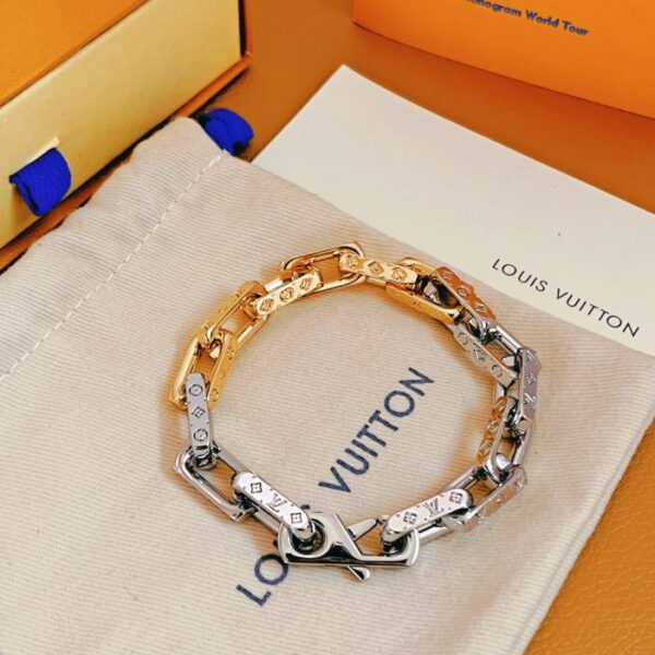 Louuis Vuitton MONOGRAM CHAIN ​​a mano (8956)