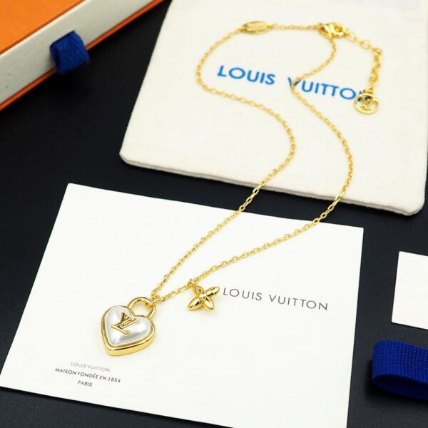 Collana Louis Vuitton con lucchetto a cuore (2B27)