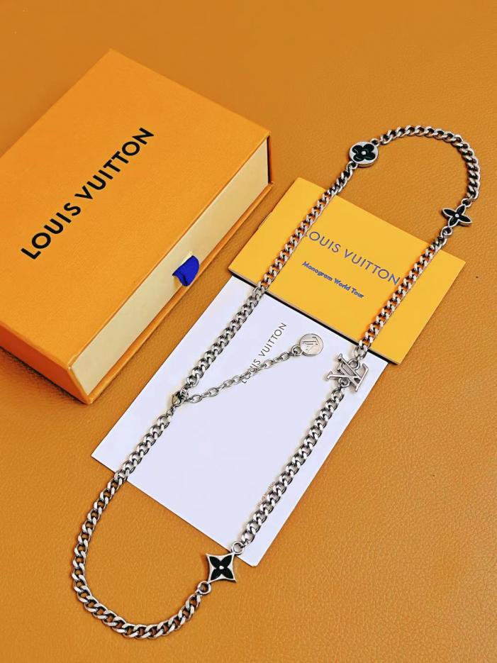 replica,repliche,fake,1:1,earrings,bracelet,ring,jewelry Collana Louuis Vuitton Spike Charms (31FB) replica,repliche,fake,1:1,earrings,bracelet,ring,jewelry Collana Louuis Vuitton Spike Charms (31FB)