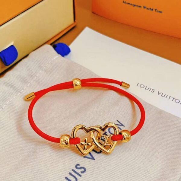 replica,repliche,fake,1:1,earrings,bracelet,ring,jewelry Bracciale Louis Vuitton My LV Love con cordino elastico (4133)
