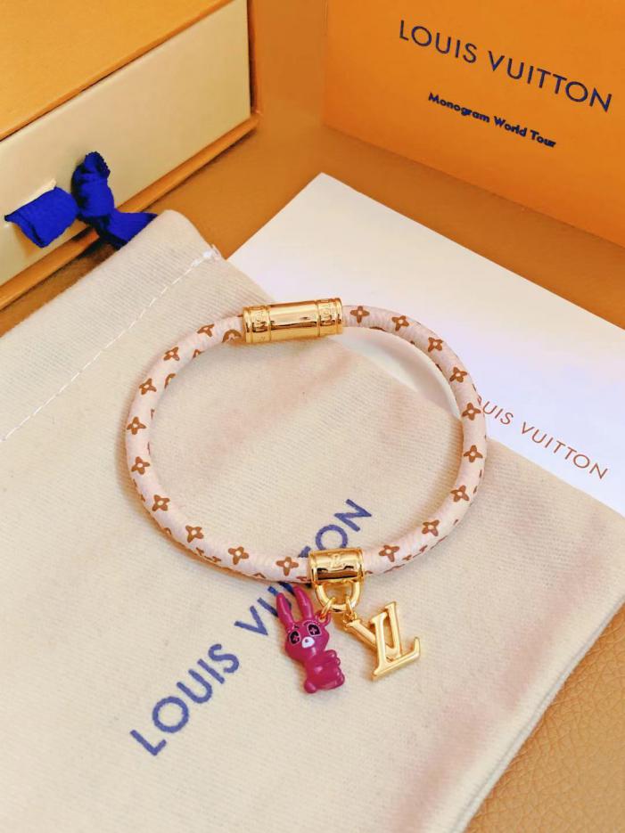 replica,repliche,fake,1:1,earrings,bracelet,ring,jewelry Bracciale Louis Vuitton Animali (7D96) replica,repliche,fake,1:1,earrings,bracelet,ring,jewelry Bracciale Louis Vuitton Animali (7D96)
