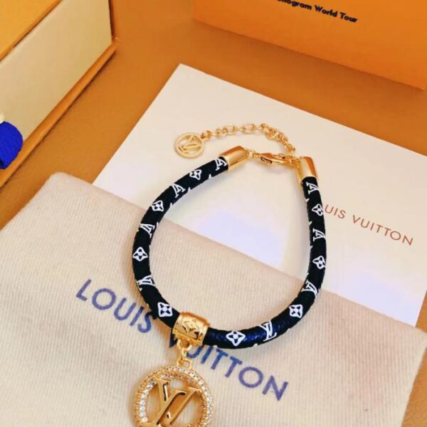 replica,repliche,fake,1:1,earrings,bracelet,ring,jewelry Bracciale Louis Vuitton Animali(9527)