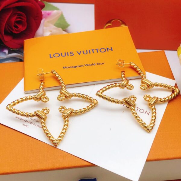replica,repliche,fake,1:1,earrings,bracelet,ring,jewelry Gli ultimi orecchini twist in oro di Louuis Vuitton (FE0C)
