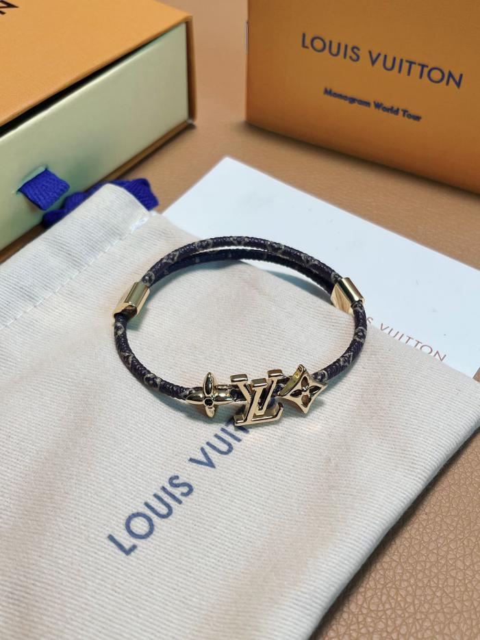 replica,repliche,fake,1:1,earrings,bracelet,ring,jewelry Bracciale Louis Vuitton Bloom (4AD8) replica,repliche,fake,1:1,earrings,bracelet,ring,jewelry Bracciale Louis Vuitton Bloom (4AD8)
