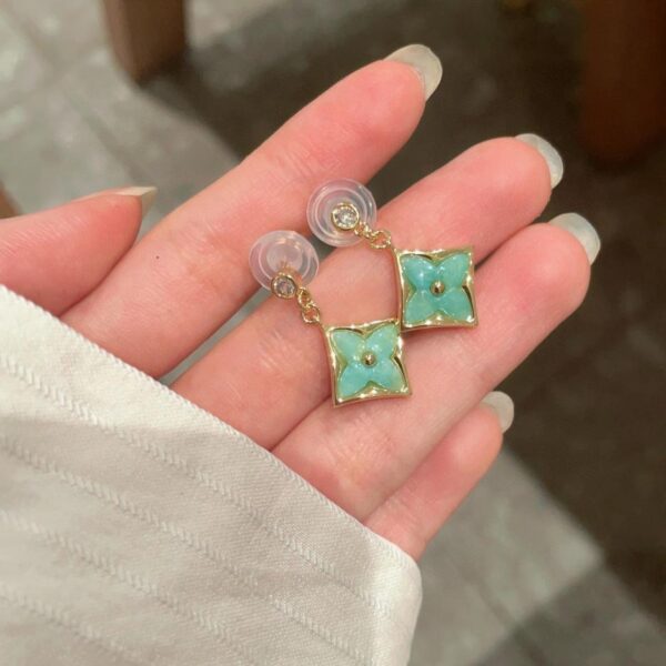 replica,repliche,fake,1:1,earrings,bracelet,ring,jewelry Nuovi orecchini Louis Vuitton (530B)