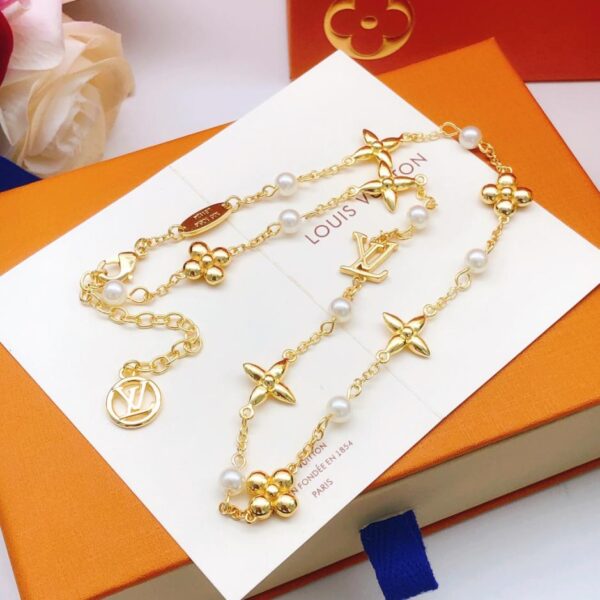 replica,repliche,fake,1:1,earrings,bracelet,ring,jewelry Ultima collana di perle di Louuis Vuitton (05F9)