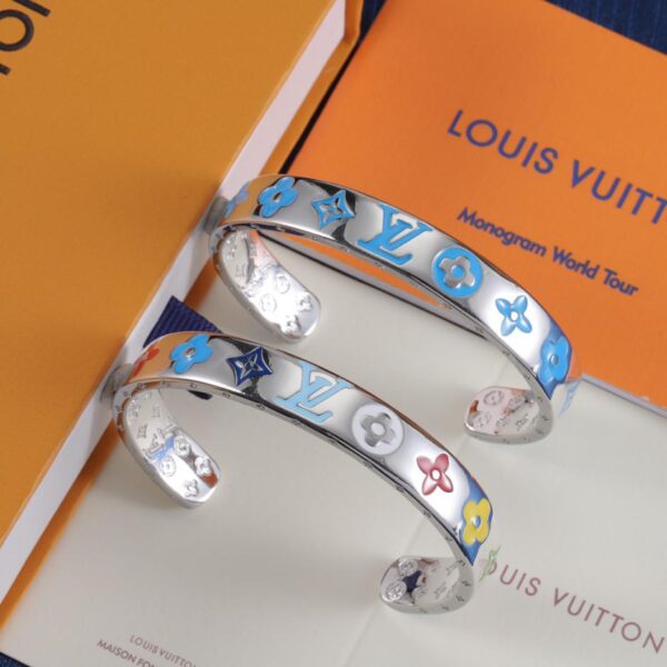 replica,repliche,fake,1:1,earrings,bracelet,ring,jewelry Nuovo braccialetto Louis Vuitton LV (A148)