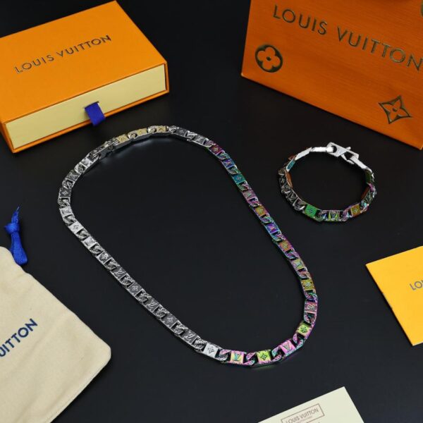 Collana legata con monogramma Louis Vuitton (35F3)