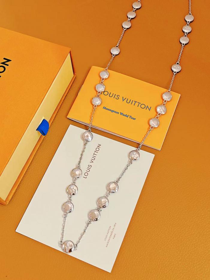 replica,repliche,fake,1:1,earrings,bracelet,ring,jewelry Collana lunga Louuis Vuitton Studs (101C) replica,repliche,fake,1:1,earrings,bracelet,ring,jewelry Collana lunga Louuis Vuitton Studs (101C)