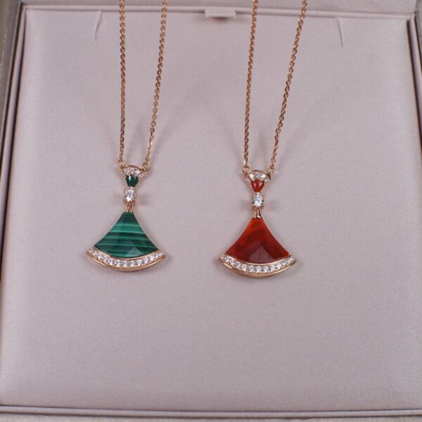 replica,repliche,fake,1:1,earrings,bracelet,ring,jewelry Collana Bulgari Diva con ventaglio grande (E2A4)