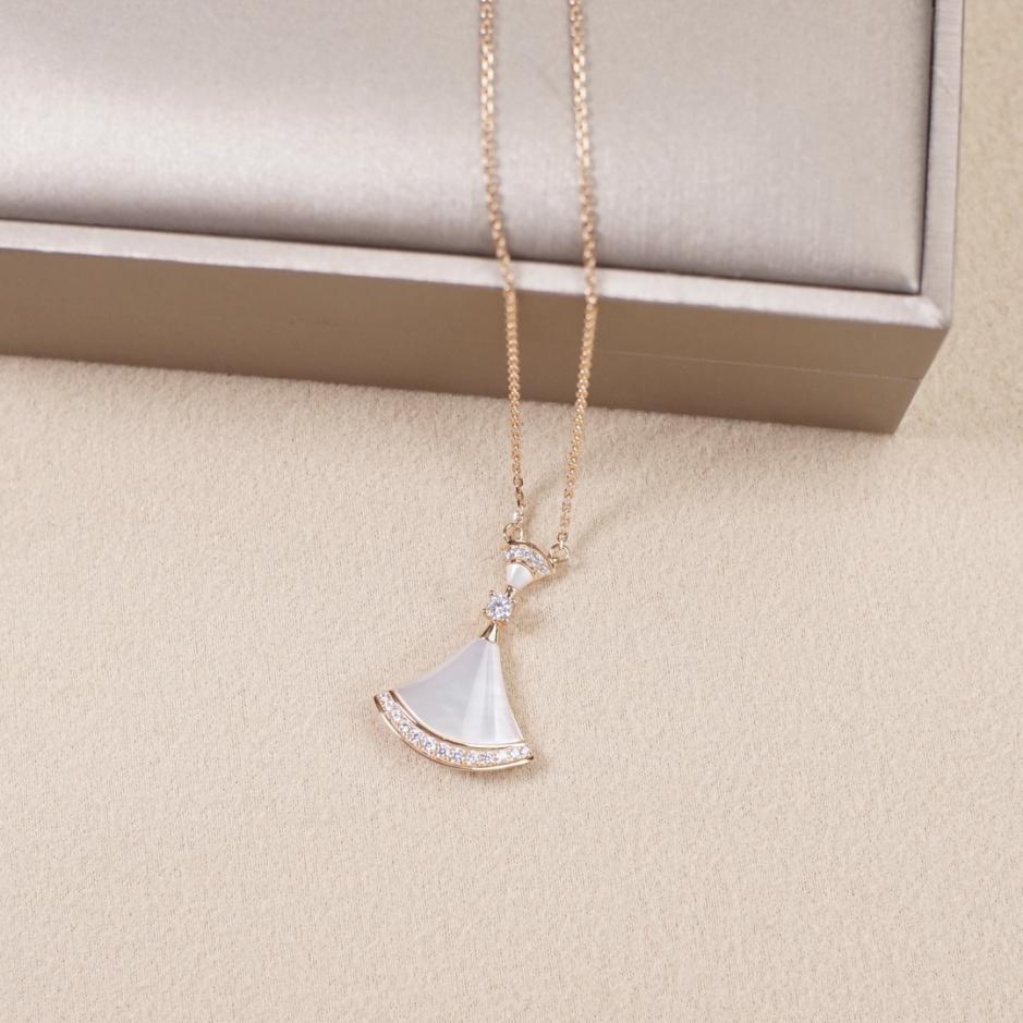 replica,repliche,fake,1:1,earrings,bracelet,ring,jewelry Collana Bulgari Diva con ventaglio grande (073C) replica,repliche,fake,1:1,earrings,bracelet,ring,jewelry Collana Bulgari Diva con ventaglio grande (073C)