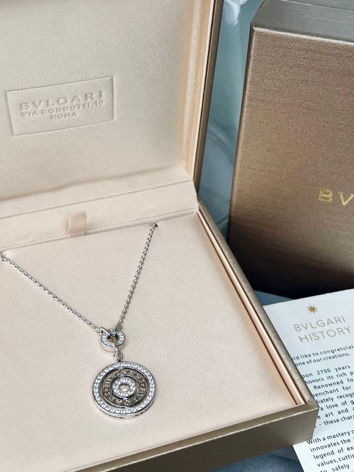 replica,repliche,fake,1:1,earrings,bracelet,ring,jewelry Collana portafortuna Bulgari BV (84F2) replica,repliche,fake,1:1,earrings,bracelet,ring,jewelry Collana portafortuna Bulgari BV (84F2)