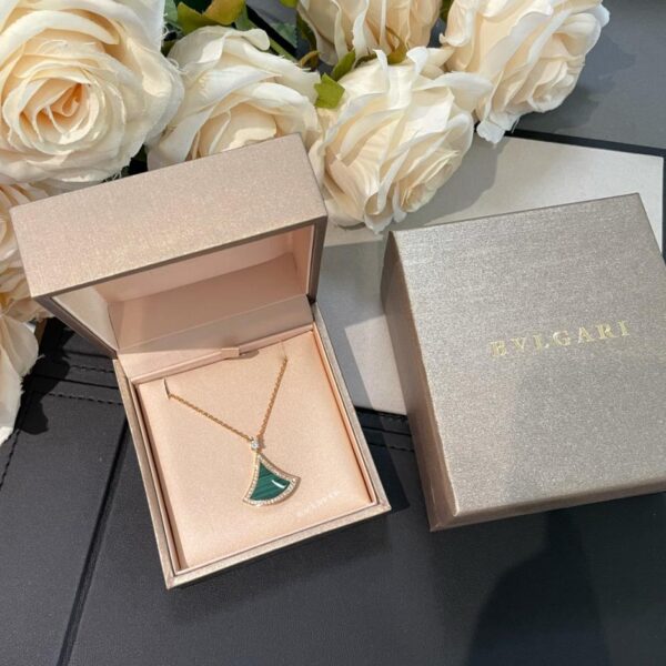 replica,repliche,fake,1:1,earrings,bracelet,ring,jewelry Collana ventaglio Bulgari BV Divas (C88D)