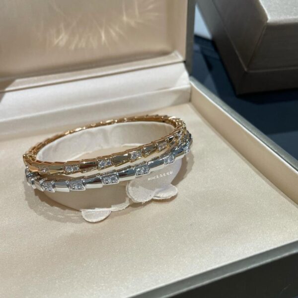 replica,repliche,fake,1:1,earrings,bracelet,ring,jewelry Bulgari BV Baojia Bracciale con mezzo diamante in osso di serpente Bracciale con mezzo diamante lucido (E85F)