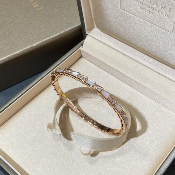 replica,repliche,fake,1:1,earrings,bracelet,ring,jewelry Bracciale Bulgari B Bao classico con osso di serpente (A029)