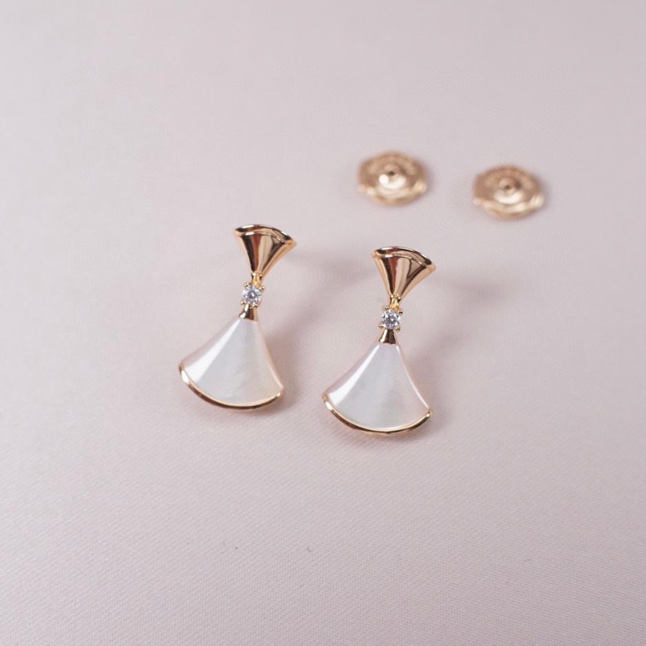 replica,repliche,fake,1:1,earrings,bracelet,ring,jewelry Orecchini Bvlgari Diva Fan (3926) replica,repliche,fake,1:1,earrings,bracelet,ring,jewelry Orecchini Bvlgari Diva Fan (3926)