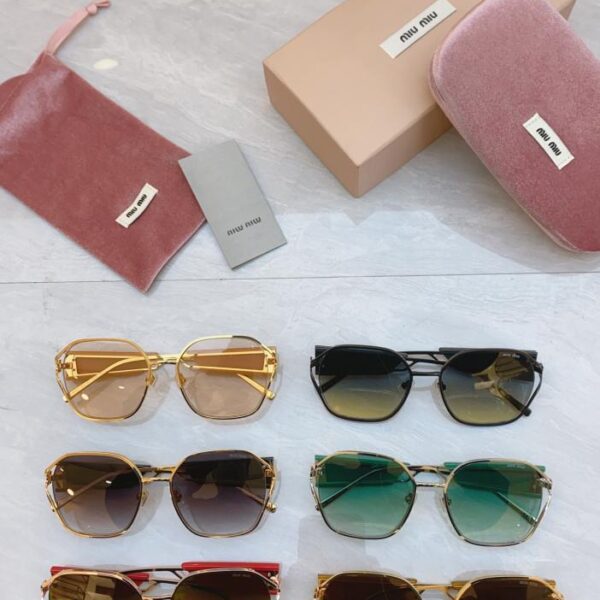 replica,repliche,fake,1:1,earrings,bracelet,ring,jewelry MIU MIU nuovi occhiali da sole MODELSMU 133AV