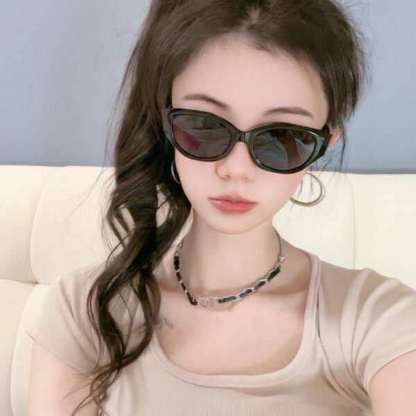 replica,repliche,fake,1:1,earrings,bracelet,ring,jewelry Occhiali da sole Chanel