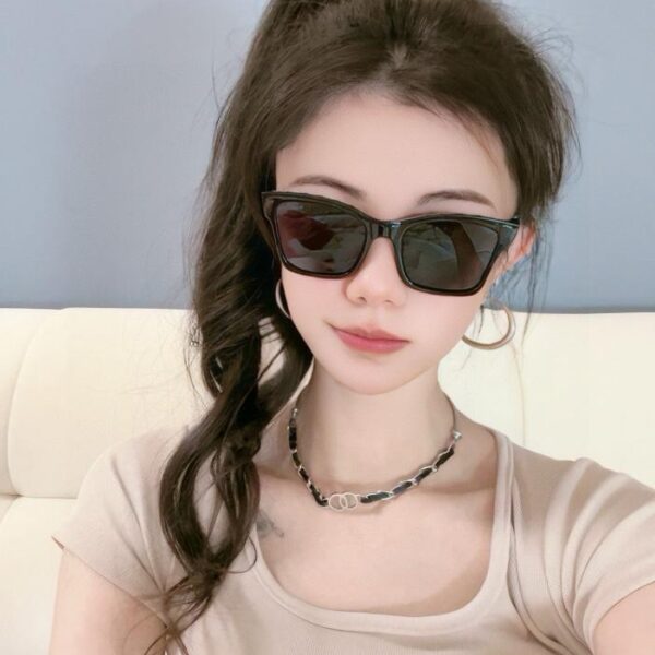 replica,repliche,fake,1:1,earrings,bracelet,ring,jewelry Occhiali da sole Chanel