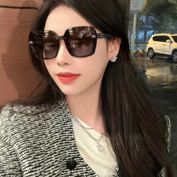 replica,repliche,fake,1:1,earrings,bracelet,ring,jewelry 【Miu Miu】 🕶. Lenti polarizzate in resina Polaroid montatura TR90, leggere e comode da indossare (3FAE)