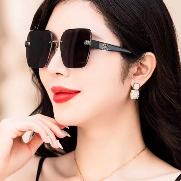 replica,repliche,fake,1:1,earrings,bracelet,ring,jewelry 【Miu Miu】 🕶. Lenti polarizzate in resina Polaroid montatura TR90, leggere e comode da indossare (87E4)