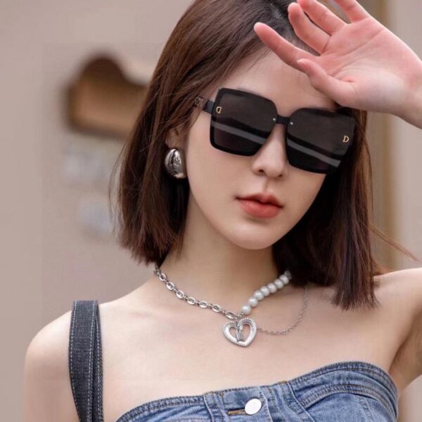 replica,repliche,fake,1:1,earrings,bracelet,ring,jewelry Occhiali da sole polarizzati DIOR con montatura quadrata alla moda