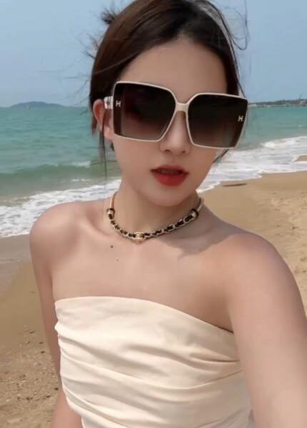 replica,repliche,fake,1:1,earrings,bracelet,ring,jewelry Occhiali da sole polarizzati Hermès da donna🕶️