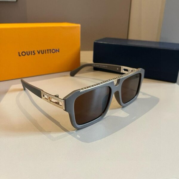 replica,repliche,fake,1:1,earrings,bracelet,ring,jewelry Occhiali da sole da uomo Louis Vuitton