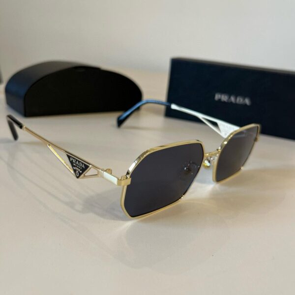 replica,repliche,fake,1:1,earrings,bracelet,ring,jewelry Occhiali da sole PRADA da uomo