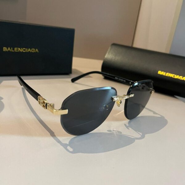 replica,repliche,fake,1:1,earrings,bracelet,ring,jewelry Occhiali da sole Balenciaga