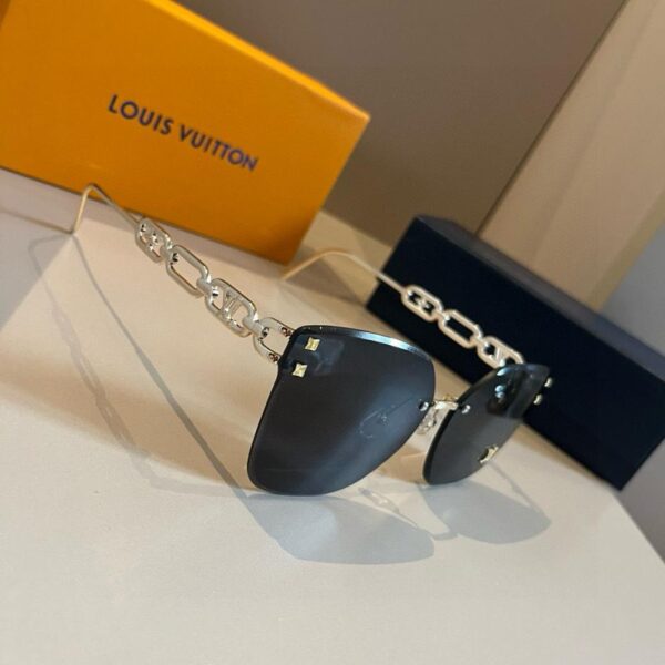 replica,repliche,fake,1:1,earrings,bracelet,ring,jewelry Occhiali da sole Louis Vuitton