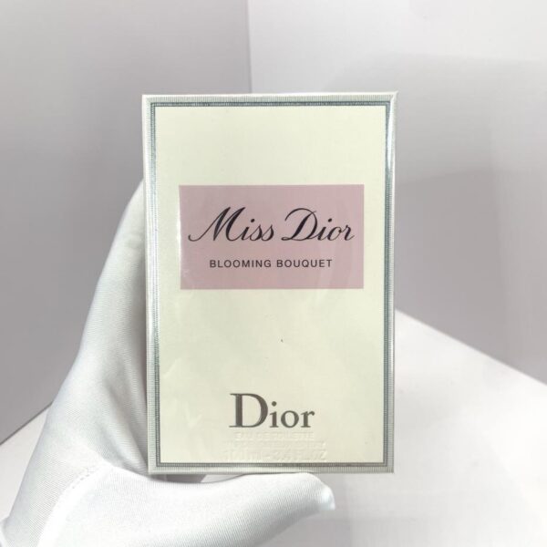 replica,repliche,fake,1:1,earrings,bracelet,ring,jewelry Profumo Dior Sweetheart 100ml (B8E6)