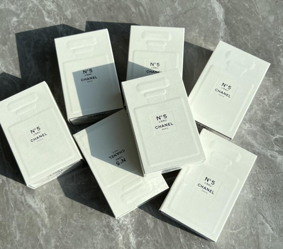 replica,repliche,fake,1:1,earrings,bracelet,ring,jewelry CNANELN 5L’EAU Acqua Chanel N. 5 (EB70) replica,repliche,fake,1:1,earrings,bracelet,ring,jewelry CNANELN 5L’EAU Acqua Chanel N. 5 (EB70)