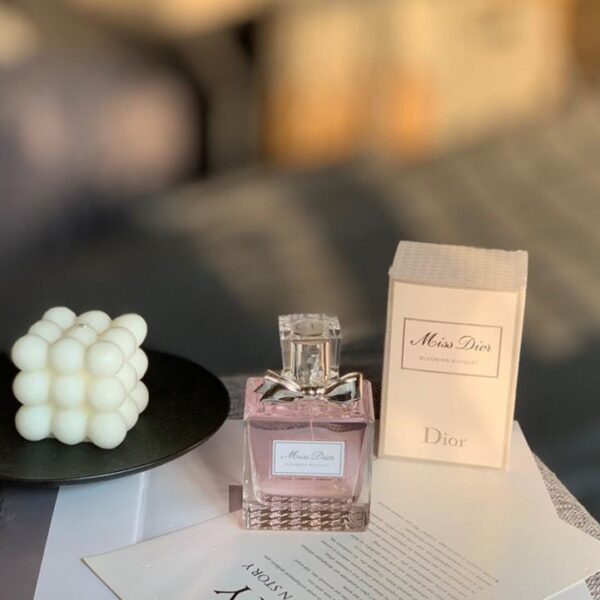 replica,repliche,fake,1:1,earrings,bracelet,ring,jewelry Dior Sweetheart Eau de Toilette 100 ml (D3AA)