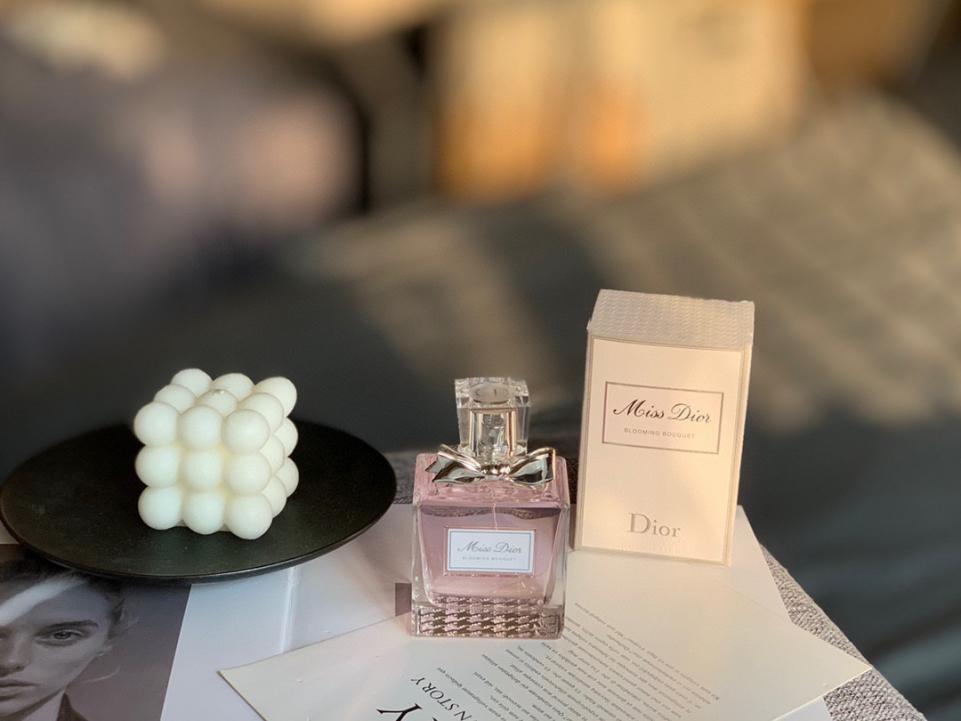 replica,repliche,fake,1:1,earrings,bracelet,ring,jewelry Dior Sweetheart Eau de Toilette 100 ml (D3AA) replica,repliche,fake,1:1,earrings,bracelet,ring,jewelry Dior Sweetheart Eau de Toilette 100 ml (D3AA)