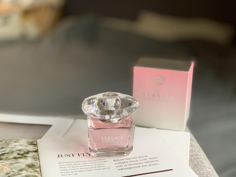 replica,repliche,fake,1:1,earrings,bracelet,ring,jewelry Profumo da donna Versace Crystal Diamond Pink Diamond Xianglian Crystal 90 ml (874D) replica,repliche,fake,1:1,earrings,bracelet,ring,jewelry Profumo da donna Versace Crystal Diamond Pink Diamond Xianglian Crystal 90 ml (874D)