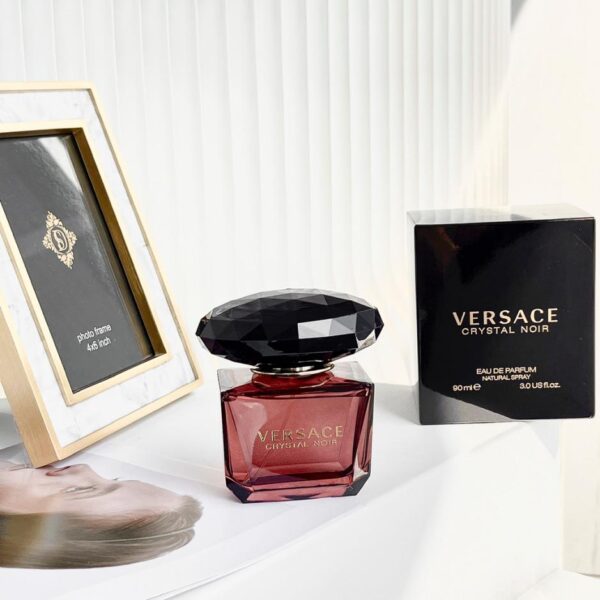 replica,repliche,fake,1:1,earrings,bracelet,ring,jewelry Profumo da donna Versace Black Crystal Charm (6377)